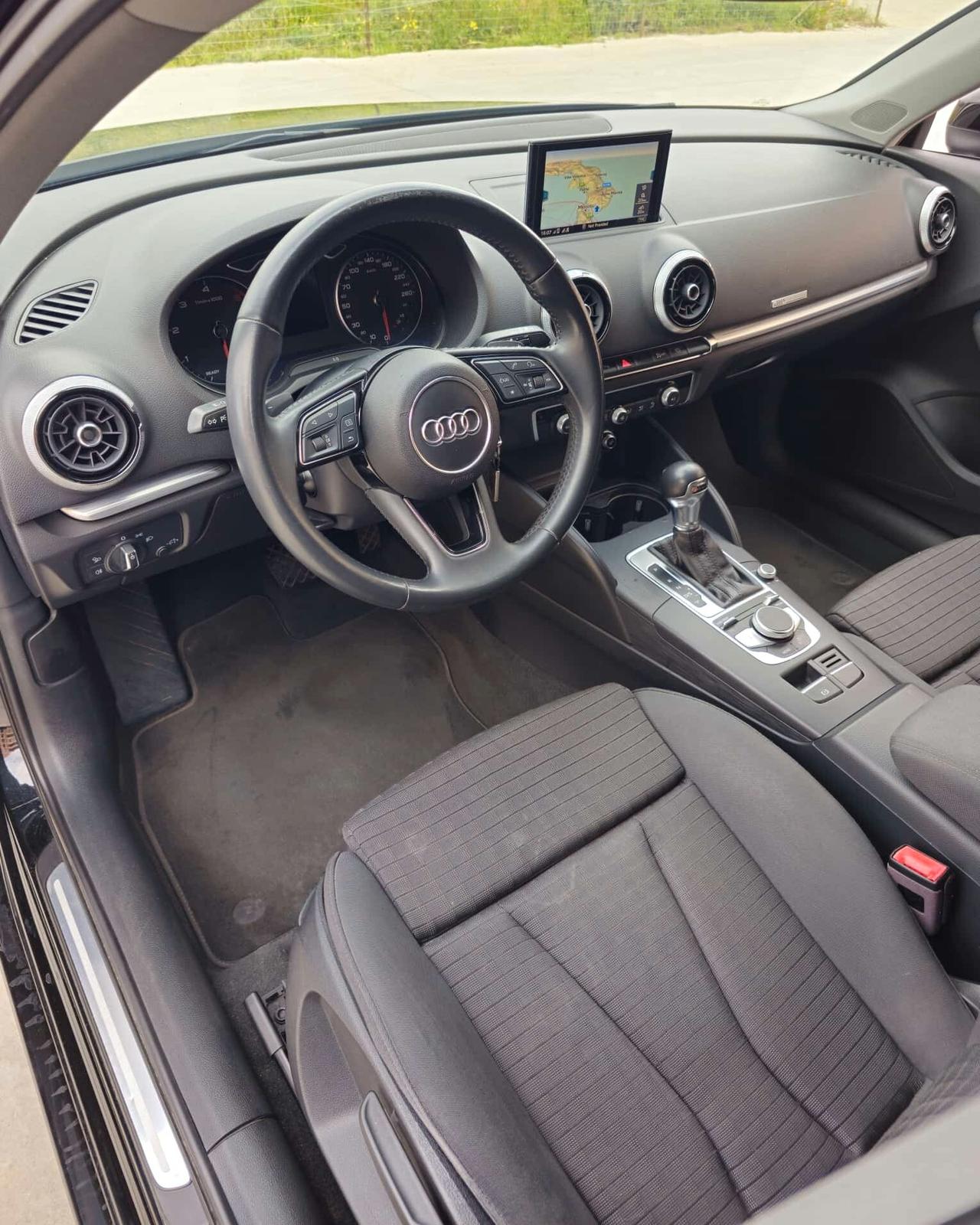 Audi A3 SPB 1.6 TDI 116 CV S tronic Sport