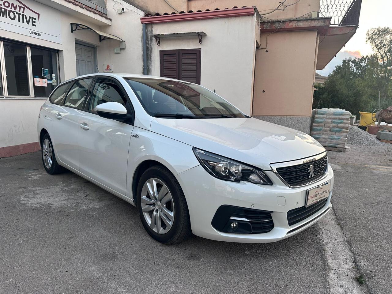 Peugeot 308 BlueHDi 100 S&S SW Active
