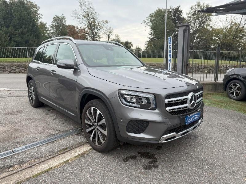 MERCEDES GLB (X247) GLB 200 d Automati...
