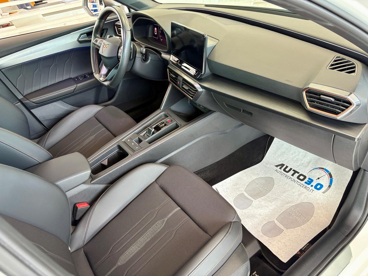 Cupra Leon 1.5 Hybrid 150 CV DSG Neopatentati