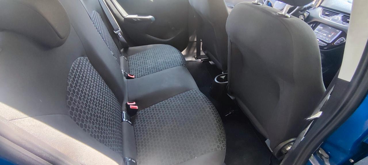 Opel Corsa 1.4 90CV GPL Tech 5 porte Black Edition