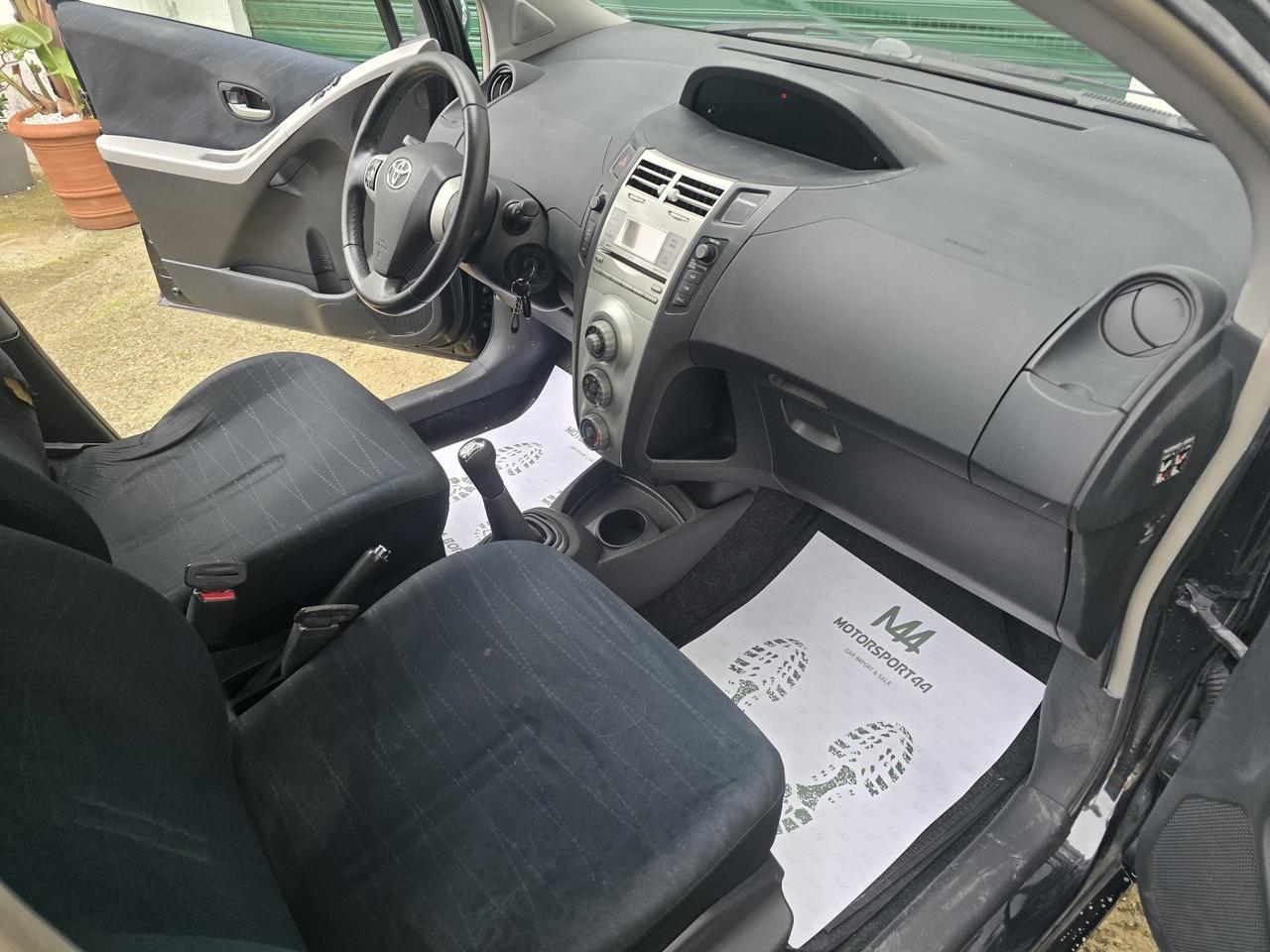 Toyota Yaris 1.3 5 porte Sol