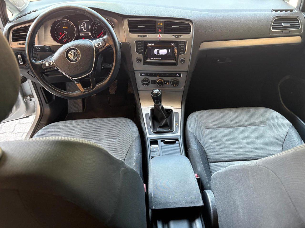 Volkswagen Golf Variant 1.6 tdi Comfortline 110cv OK NEOPATENTATO