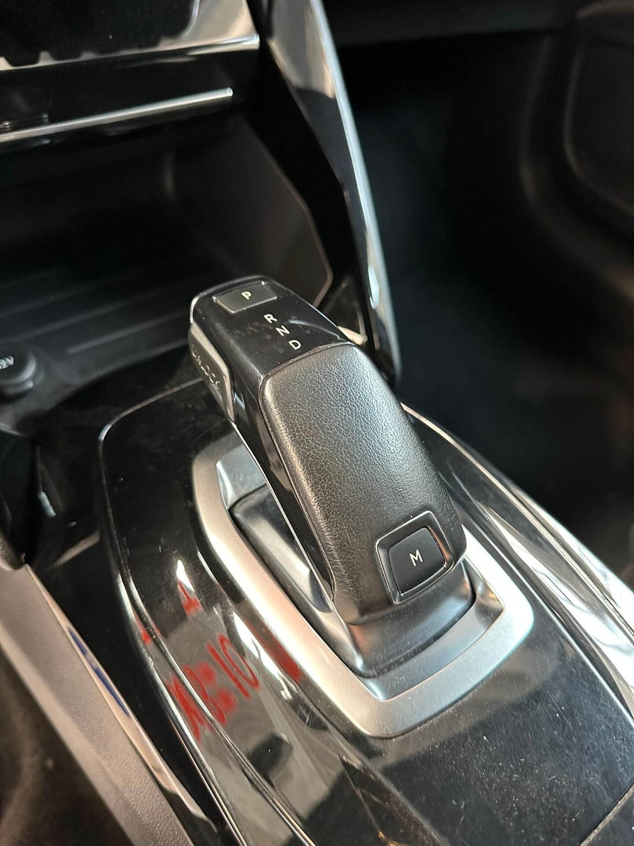 Peugeot 208 PureTech 100 Stop&Start 5 porte GT