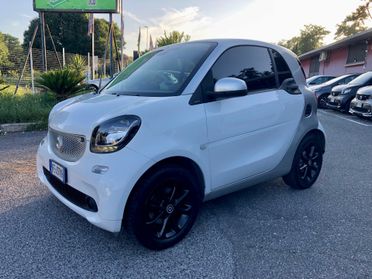 Smart ForTwo 70 1.0 Passion SOFT TOUCH PERMUTE NESSUN OBBLIGO DI FINANZIAMENTO GARANZIA