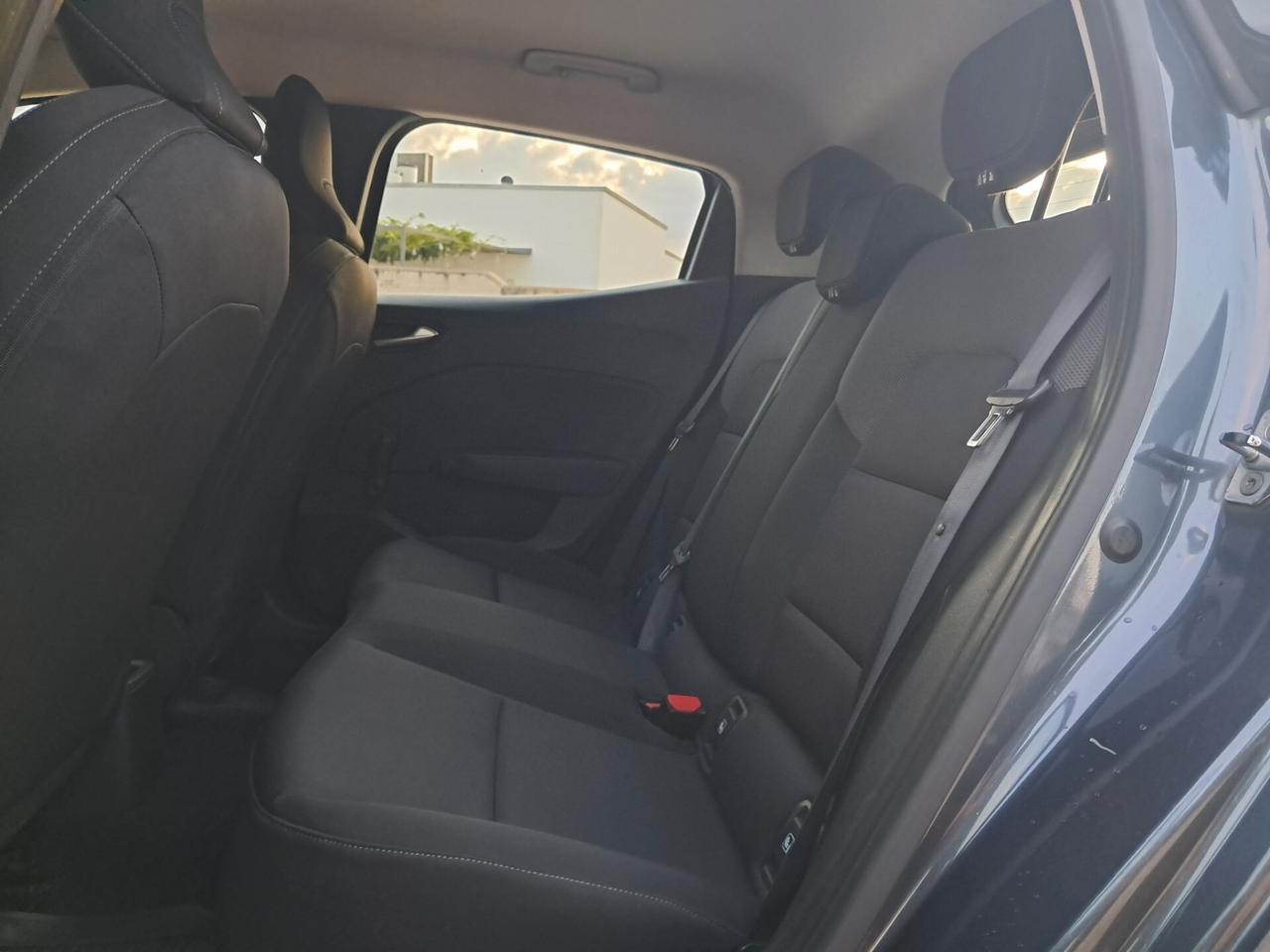 Renault Clio 1.5DCI-85cv*LED*NAVI*CRUISE