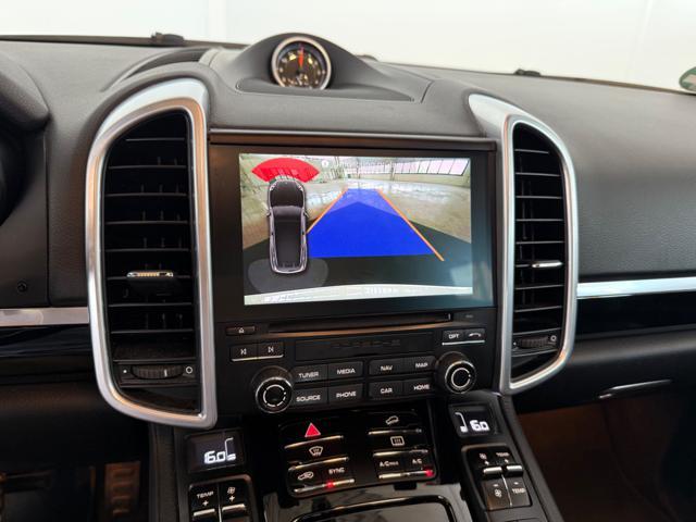PORSCHE Cayenne 3.0 Diesel Platinum Edition TETTO APRIBILE / R21