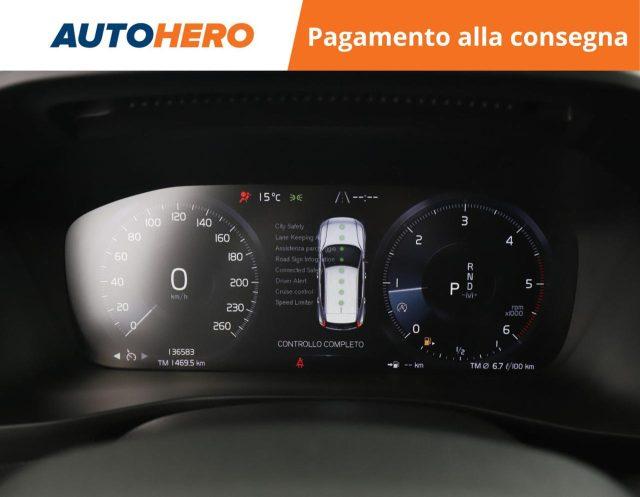 VOLVO XC40 D3 AWD Geartronic R-design