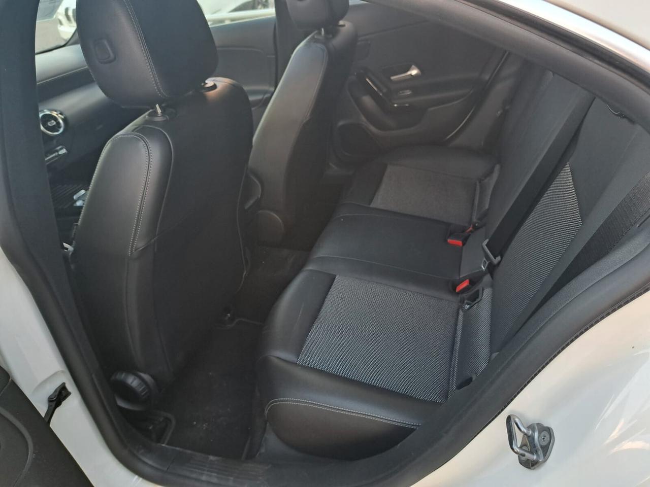 MERCEDES CLA 180 D 1.5 DCI 116 CV AUTOMATIC SPORT