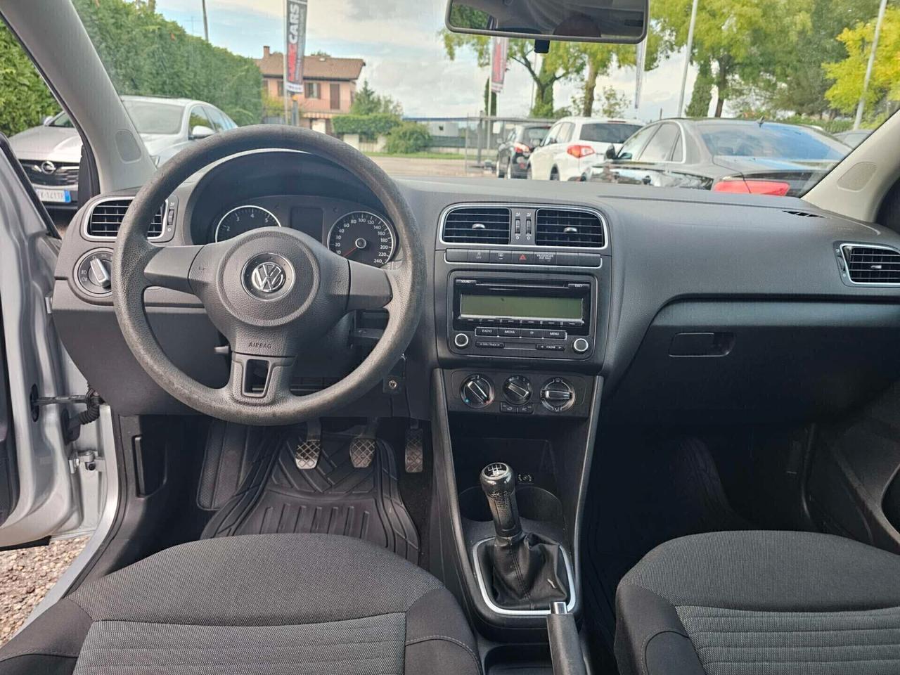 Volkswagen Polo 1.2 5 porte Trendline Neopatentati