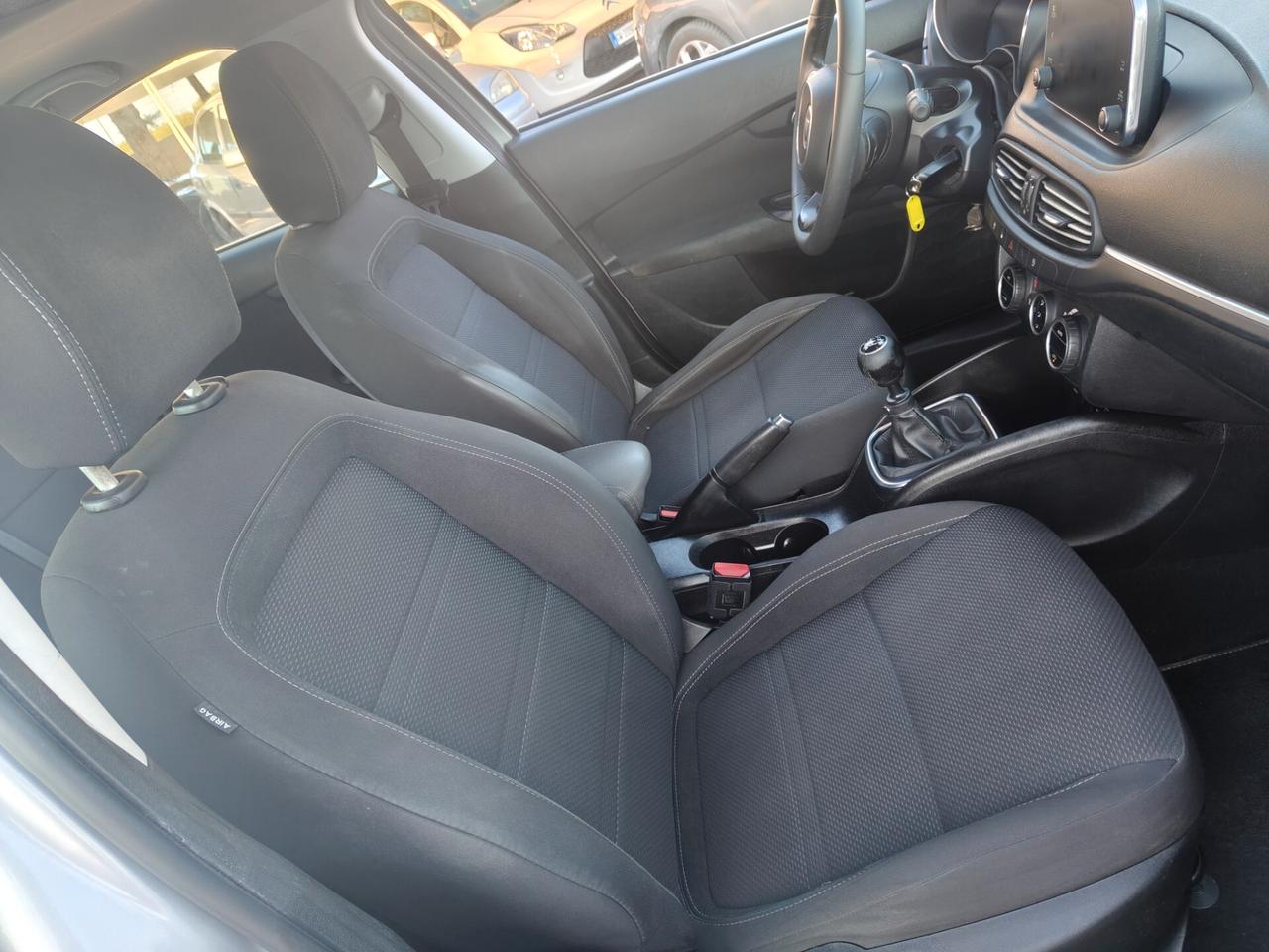 Fiat Tipo 1.6 Mjt S&S 5 porte Lounge
