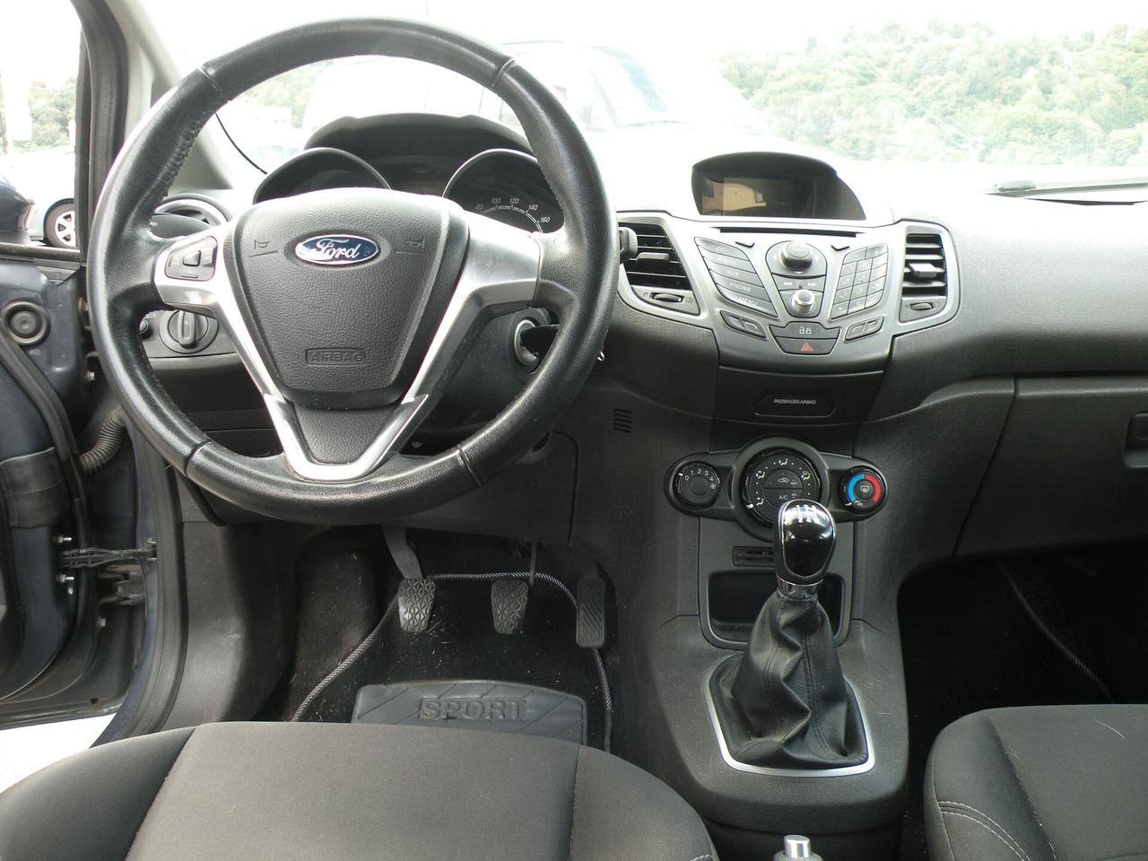 Ford Fiesta 1.5 TDCi 75CV 5 porte 59.000km !!!!!