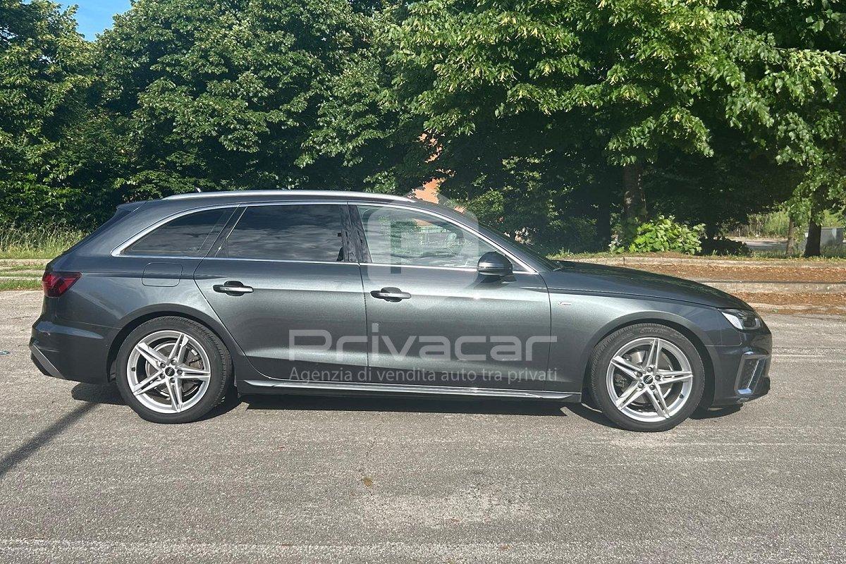 AUDI A4 35 TDI/163 CV S tronic S line edition