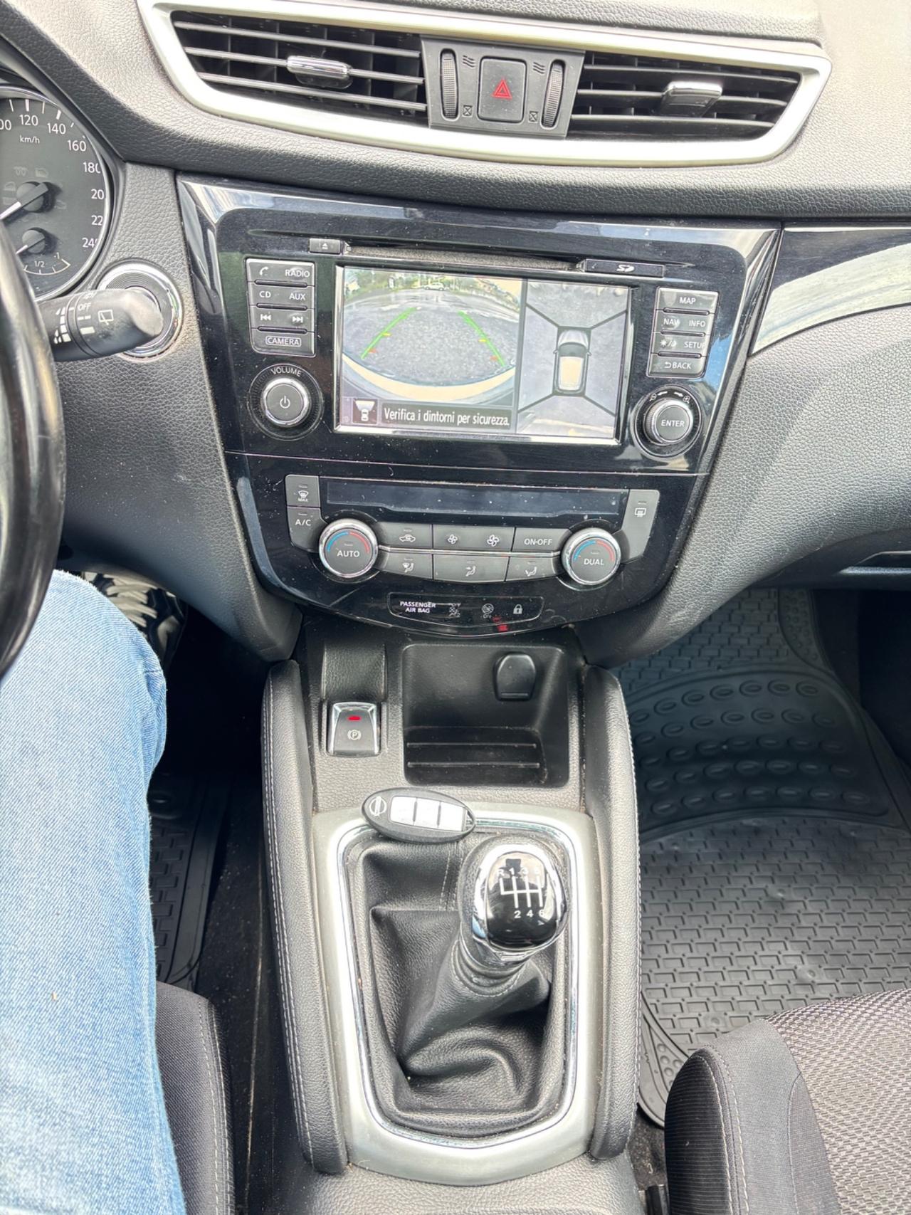 Nissan Qashqai 1.5 dCi N connecta