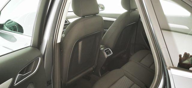 AUDI Q3 2.0 TDI 120 CV Business