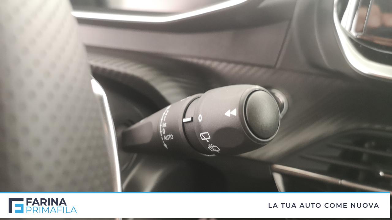 PEUGEOT 2008 1.2 hybrid GT 136cv e-dcs6