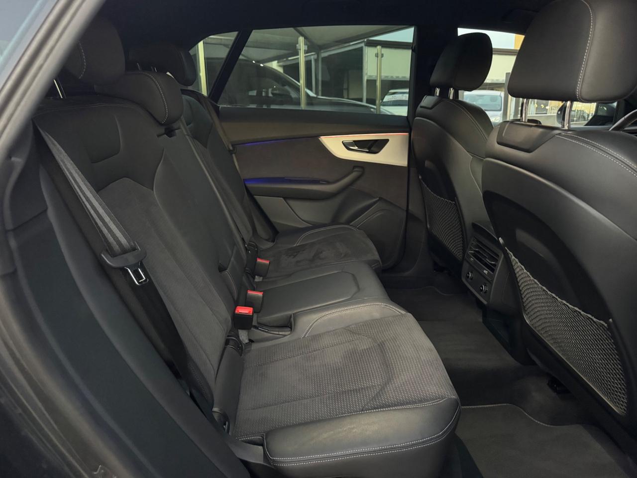 AUDI Q8 45 TDI 231 CV S-LINE FULL IVA