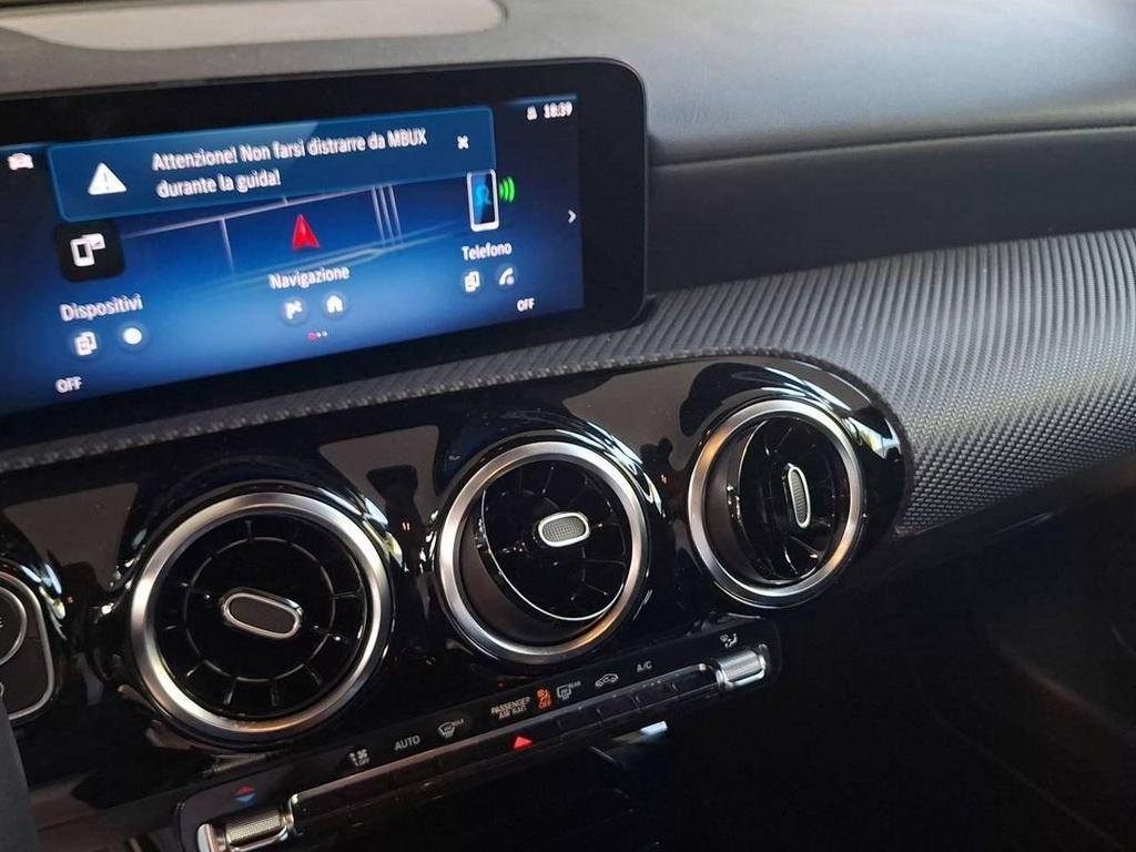 Mercedes CLA Shooting Brake 180 D Advanced 8G-DCT