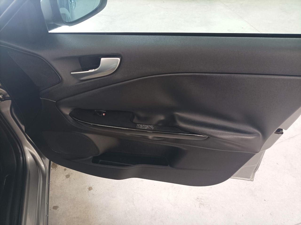 Alfa Romeo Giulietta 2.0 JTDm-2 170 CV Distinctive 06/2010