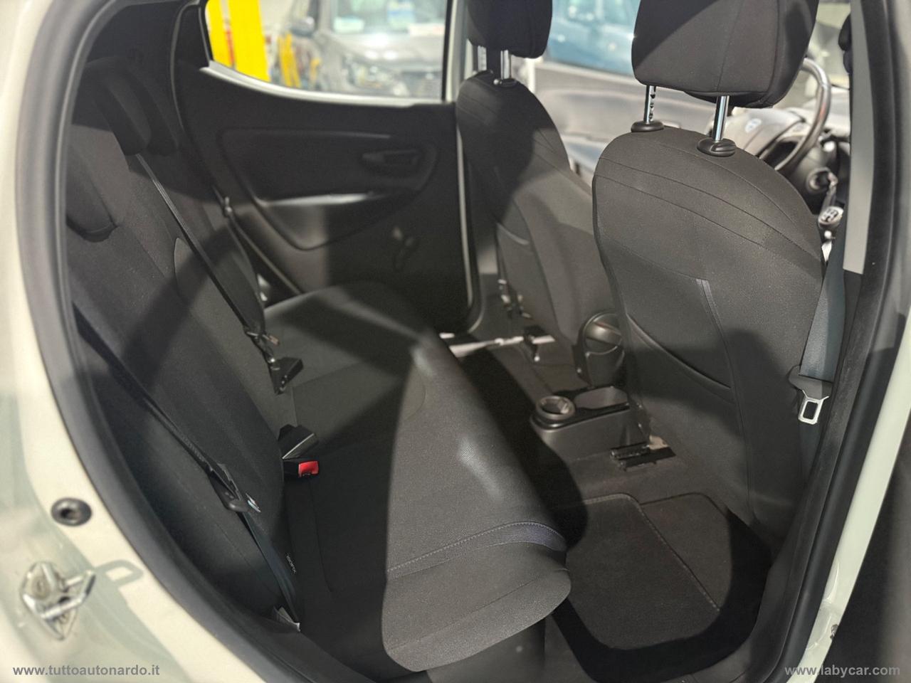 LANCIA Ypsilon 1.2 69 CV 5p. GPL Ecochic Gold