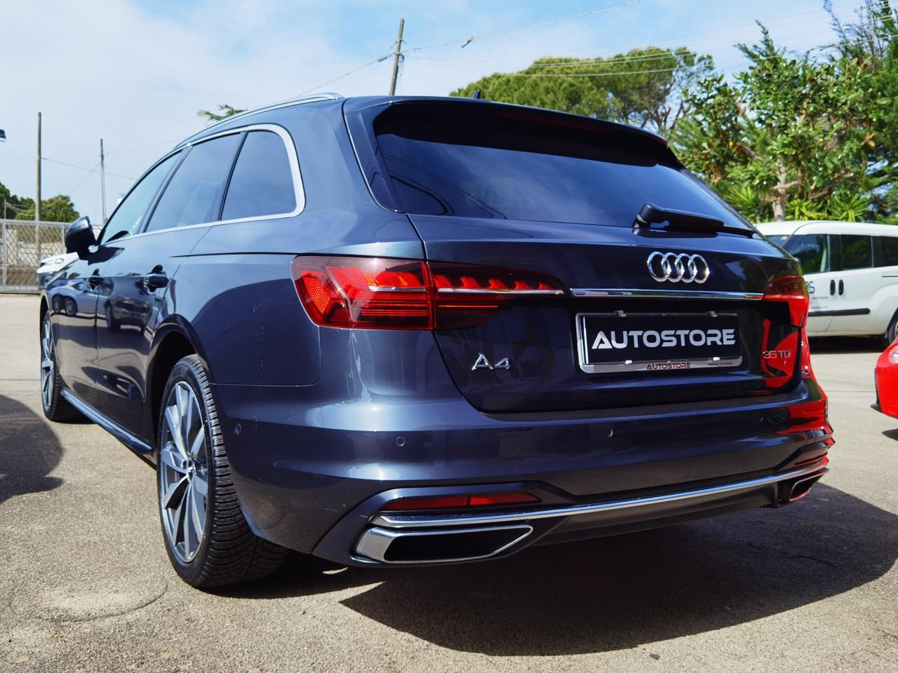 Audi A4 Avant 35 TDI S tronic Business Advanced