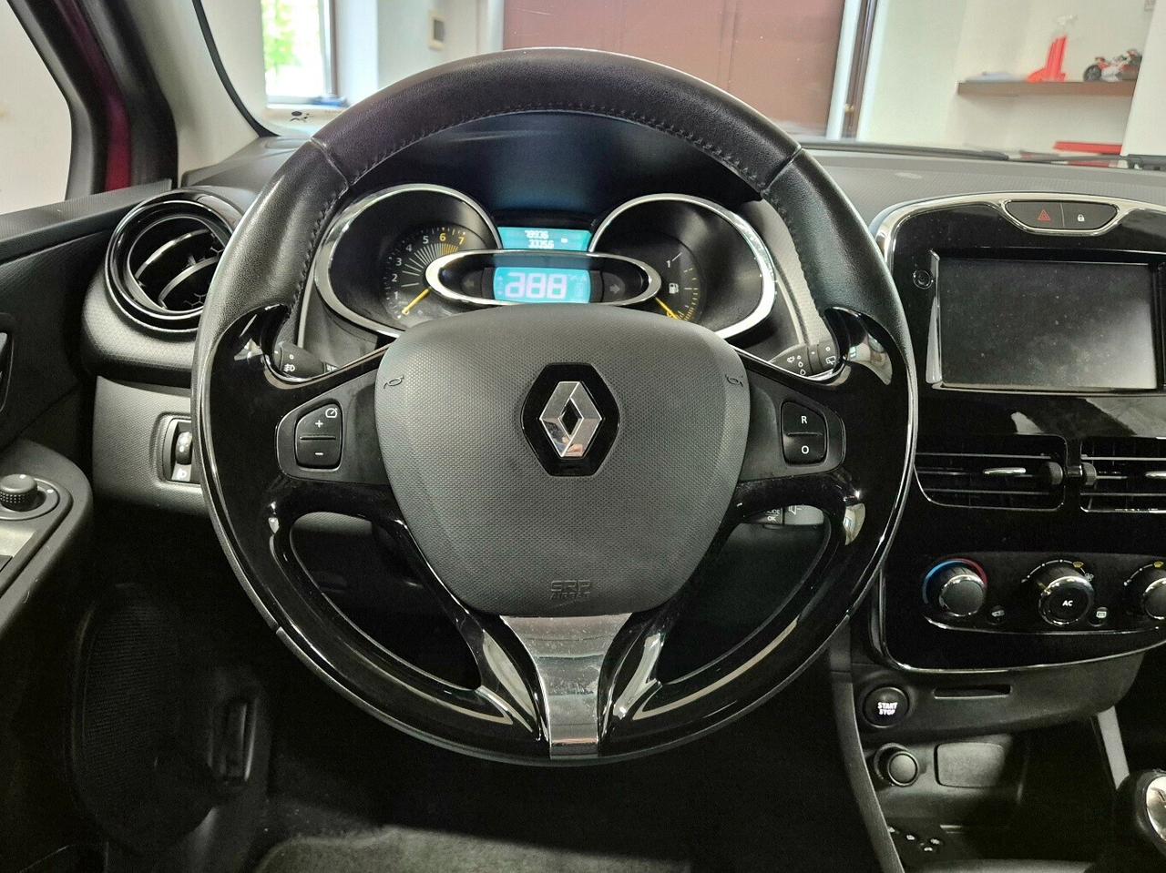 Renault Clio 1.2 75CV 5 porte Live ** NEOPATENTATI**