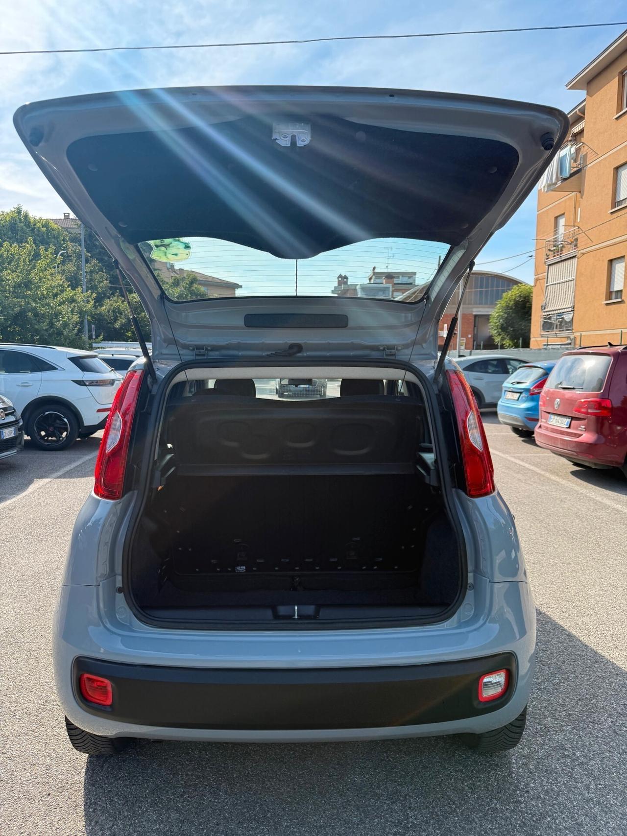 Fiat Panda 1.2 - NEOPATENTATI - 12 MESI DI GARANZIA -