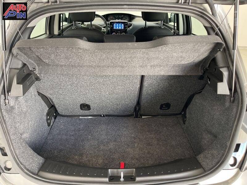Lancia Ypsilon 1.0 FireFly 5 porte S&S Hybrid Platino