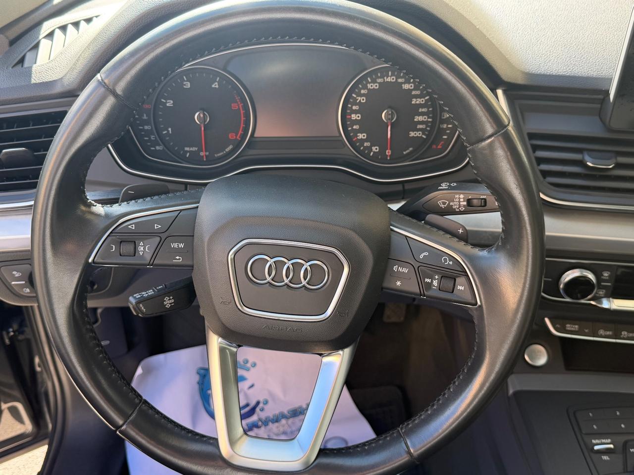 AUDI Q5 35 TDI QUATTRO S TRONIC BUS. SPORT