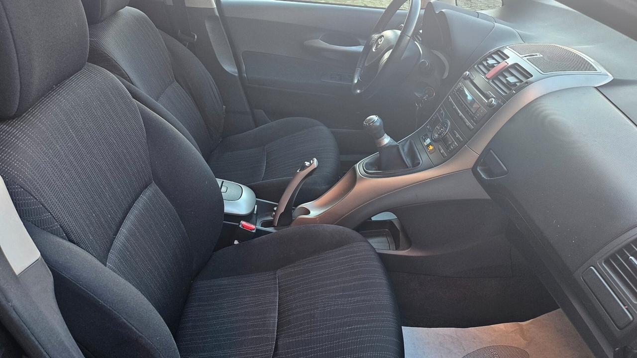 Toyota Auris 1.4 5 porte Sol