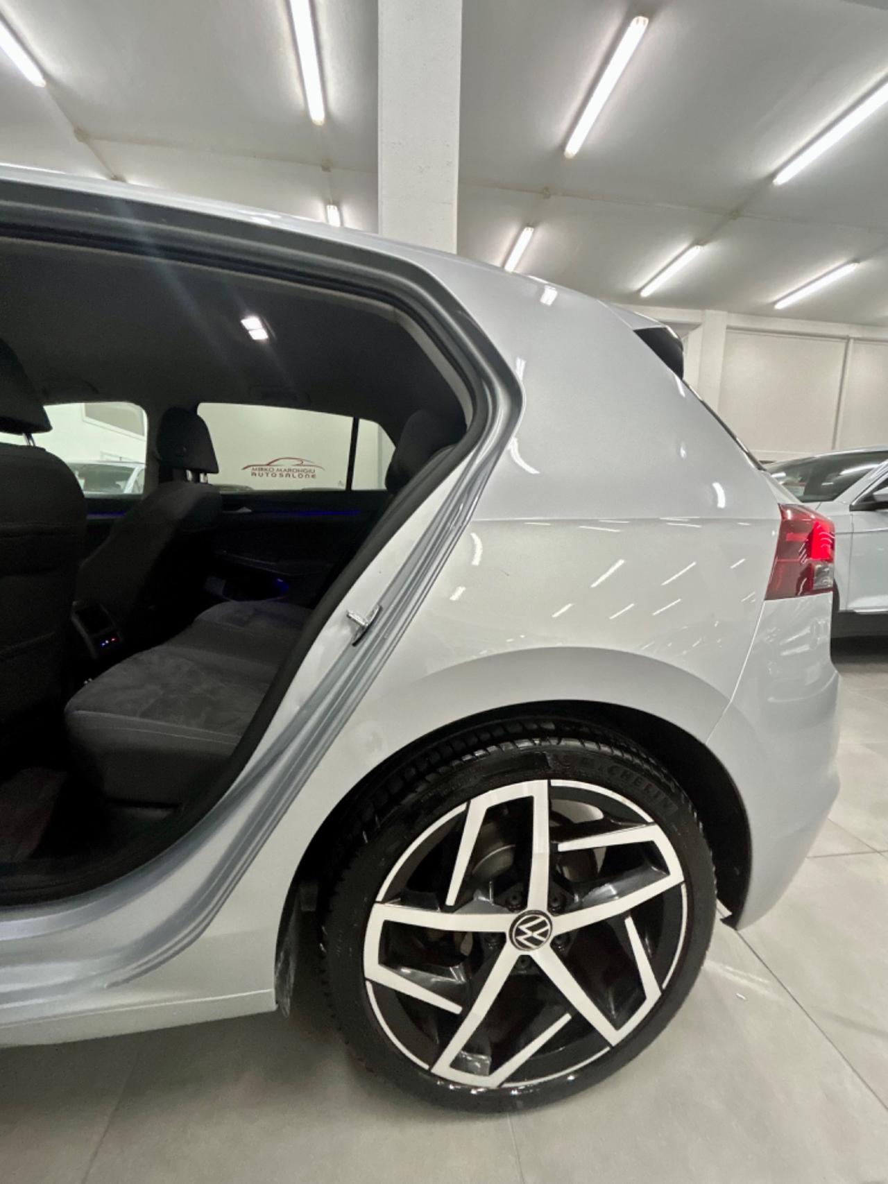 VW Golf 8 2.0 TDI DSG SCR Style FINANZIABILE