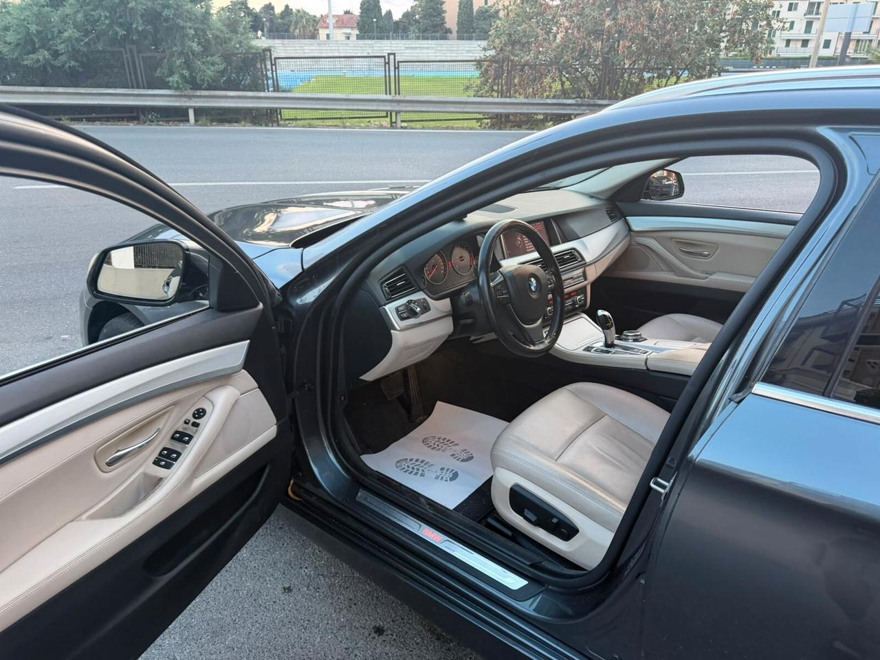 Bmw 520 520d xDrive Touring Luxury