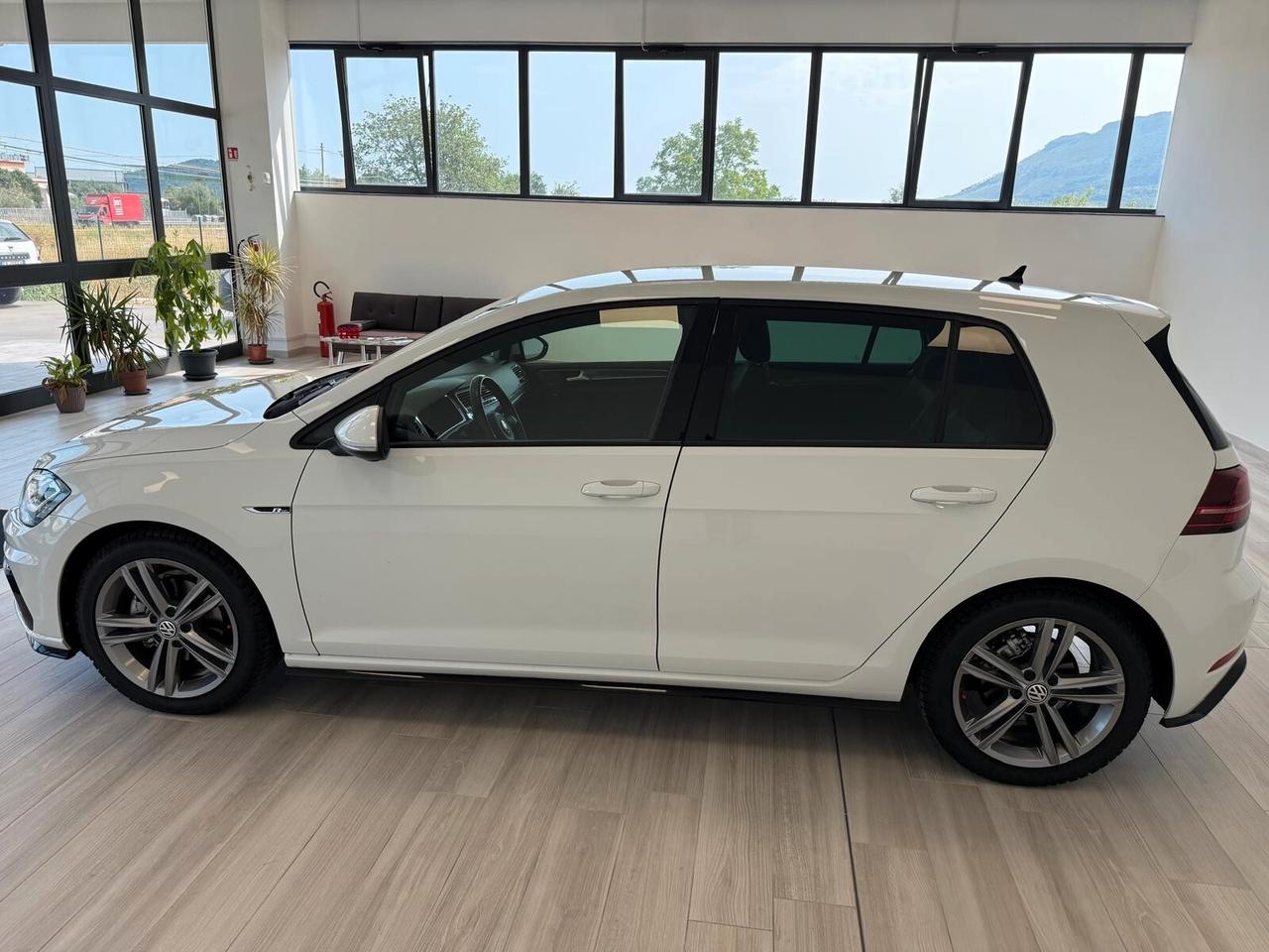 Volkswagen Golf 1.6 R line r line Sport BlueMotion Technology 115 CV 5p.