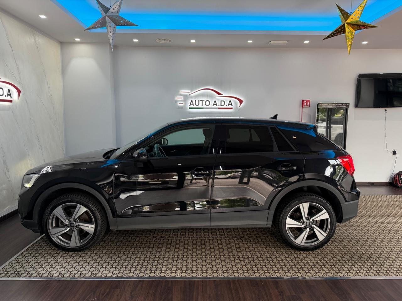 Audi Q2 35 TDI S tronic Identity Black