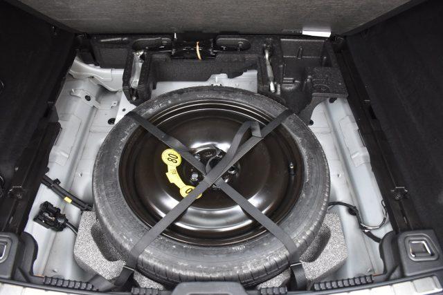 VOLVO XC60 D4 AWD Momentum *TETTUCCIO, PELLE*