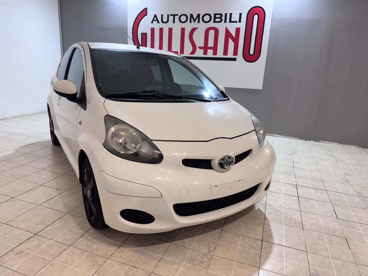 Toyota Aygo 1.0 12V VVT-i 5 porte Sol Connect