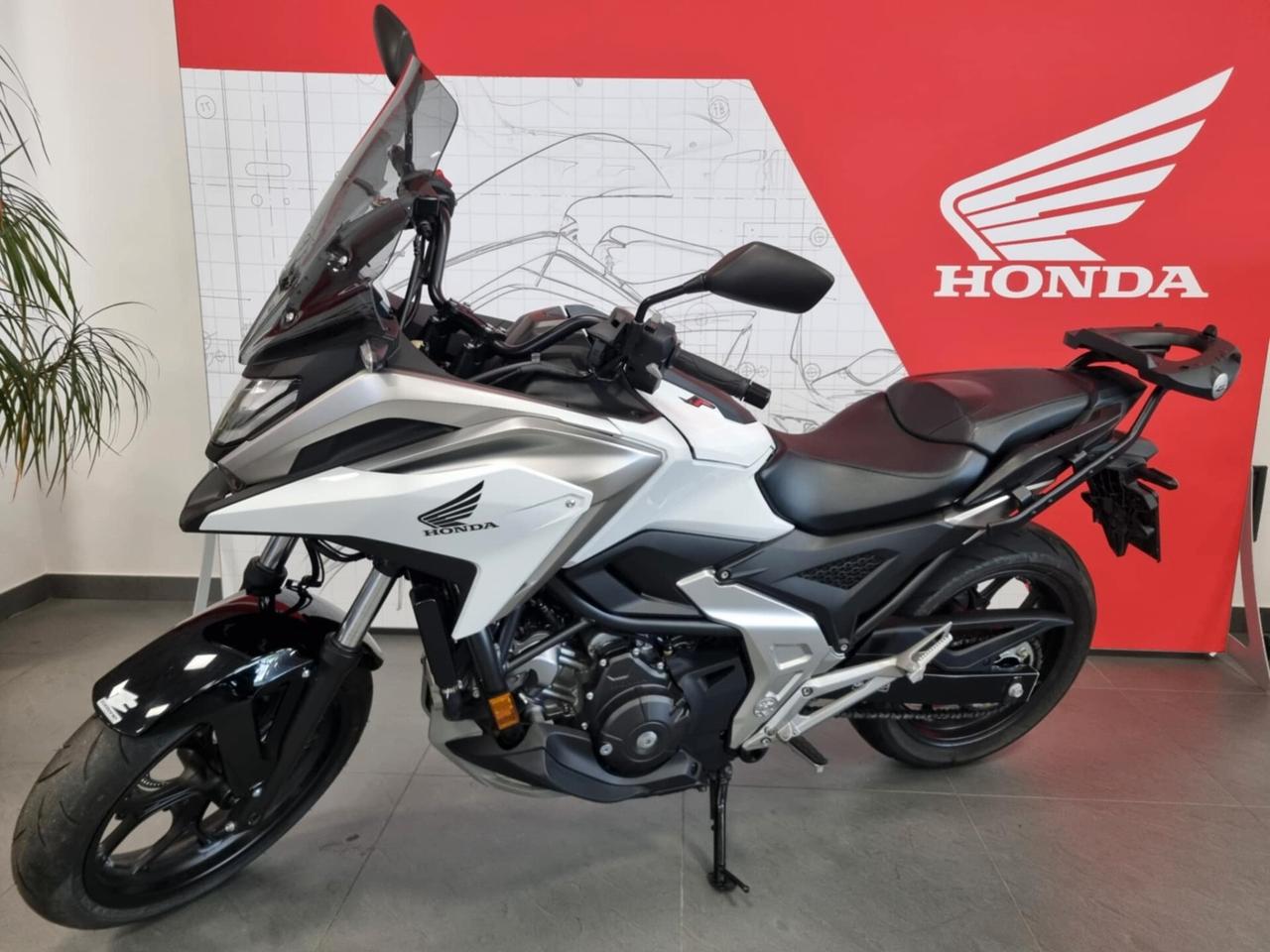 NC 750 X DCT- 2022- 17469 KM