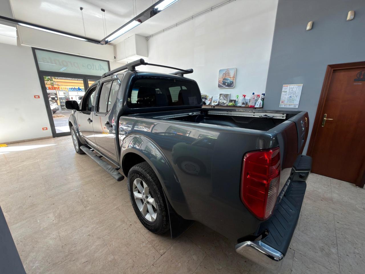 Nissan Navara 2.5 dCi 190CV 4 porte Double Cab Hard Top