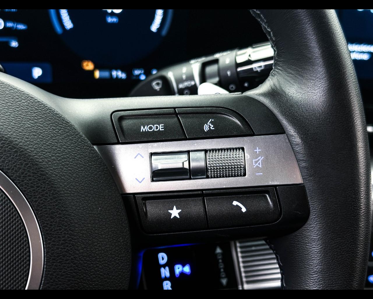 HYUNDAI Kona 2ªs. (2023-->) - Kona EV 64.8 KWh Exclusive