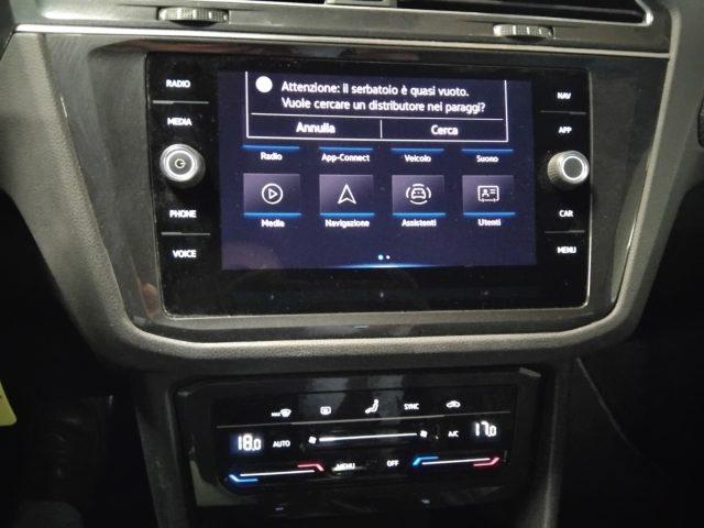 VOLKSWAGEN Tiguan 2.0 TDI 150 CV DSG R-Line 19"