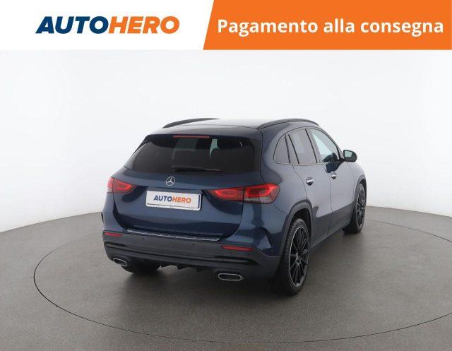 MERCEDES-BENZ GLA 200 d Automatic Premium