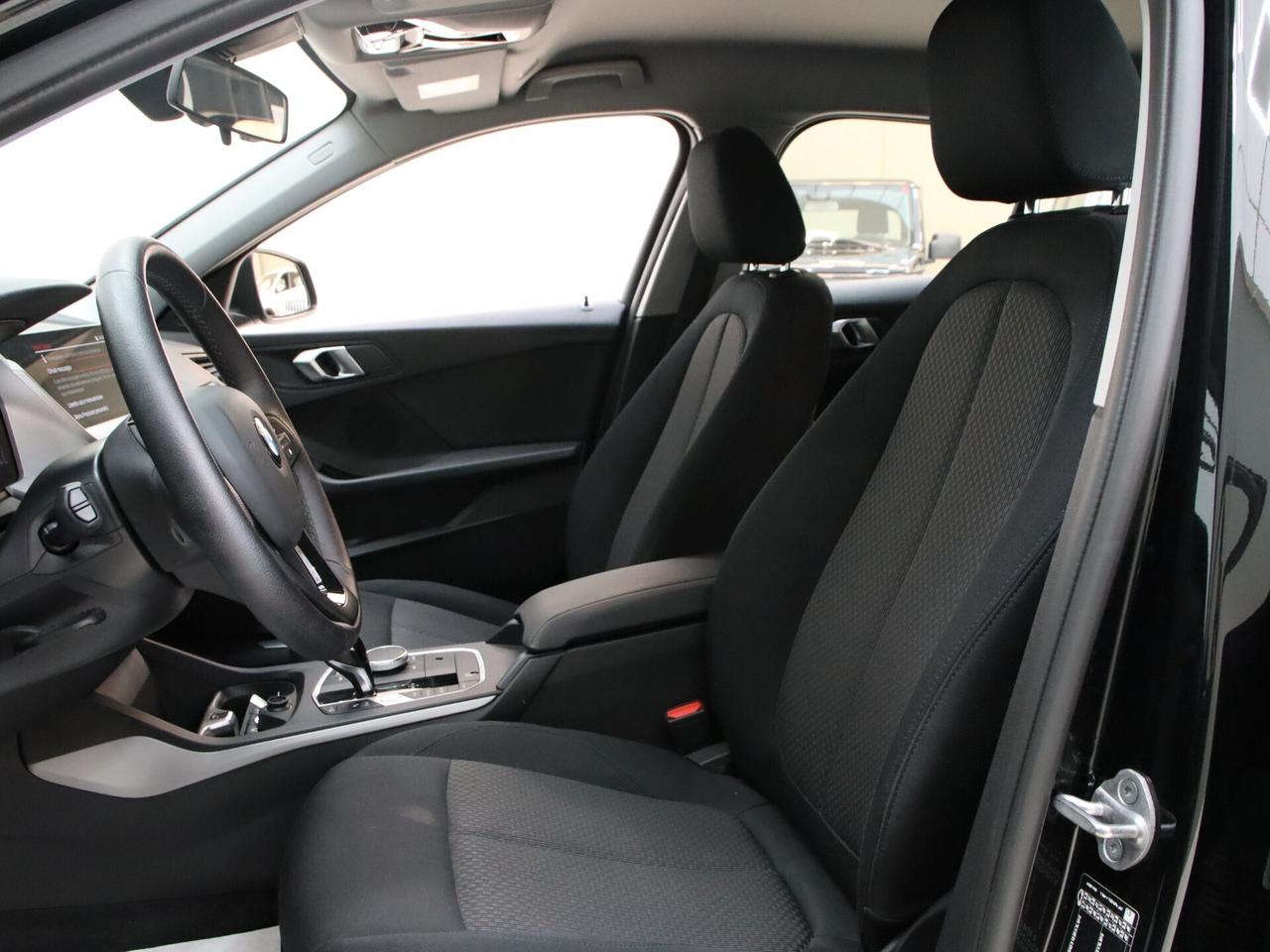 BMW 120d Serie 1 F40 xdrive Business auto