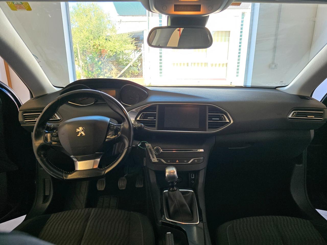 Peugeot 308 BlueHDi 120 S&S SW Active