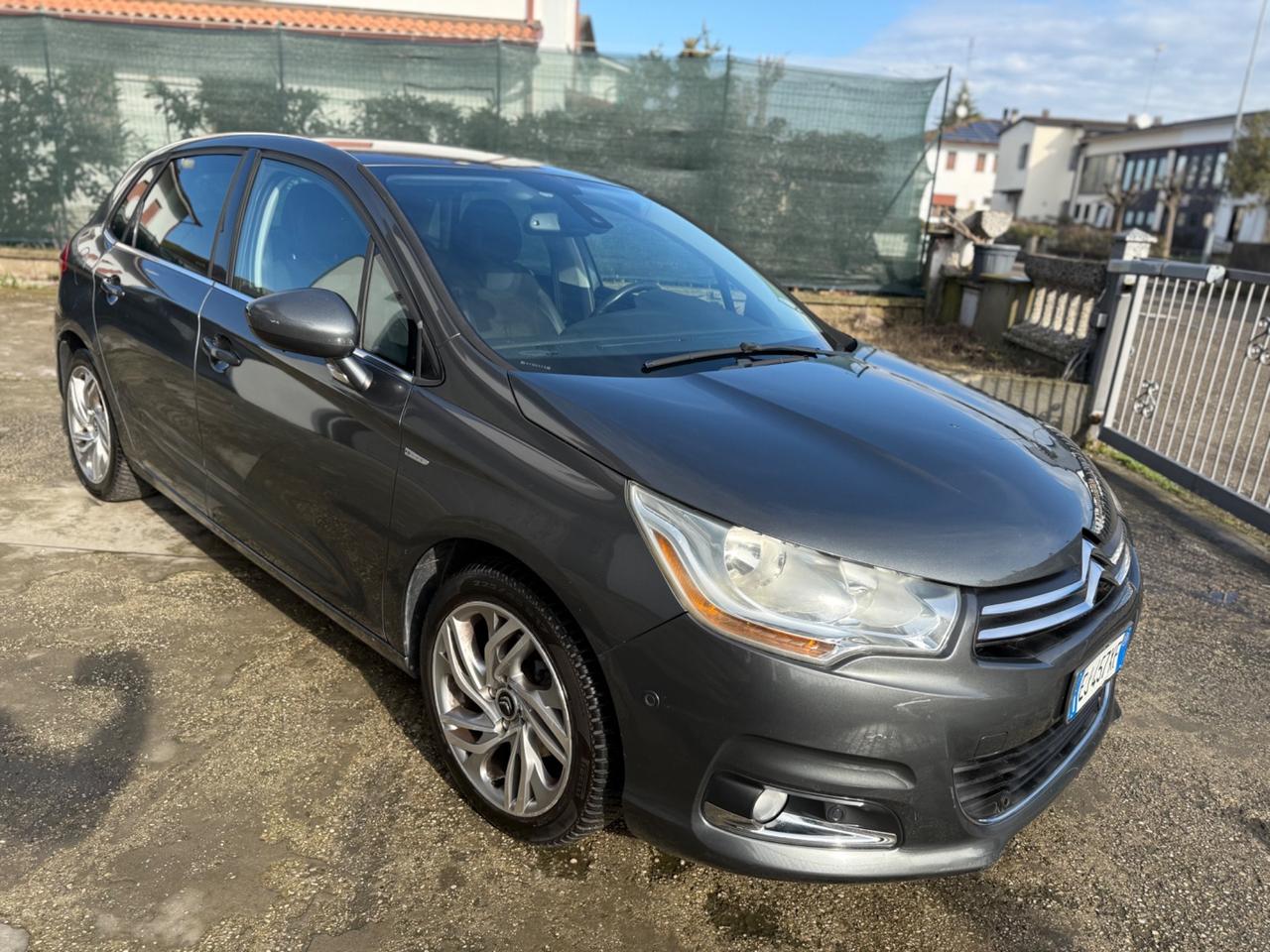 Citroen C4 1.6 HDi FULL OPT POCHI KM NEOPATENTATI
