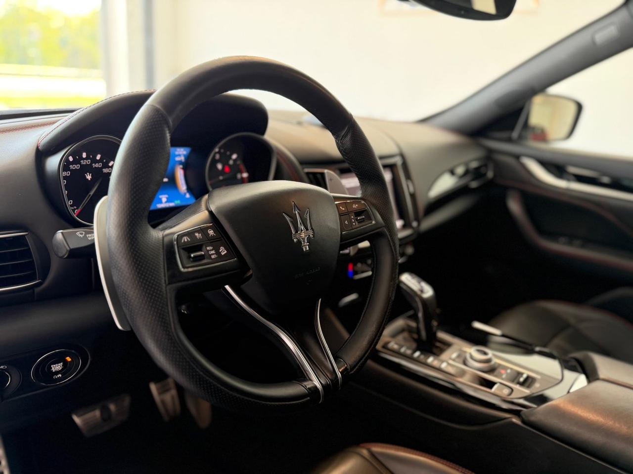Maserati Levante GranSport 3.0 V6 #10004