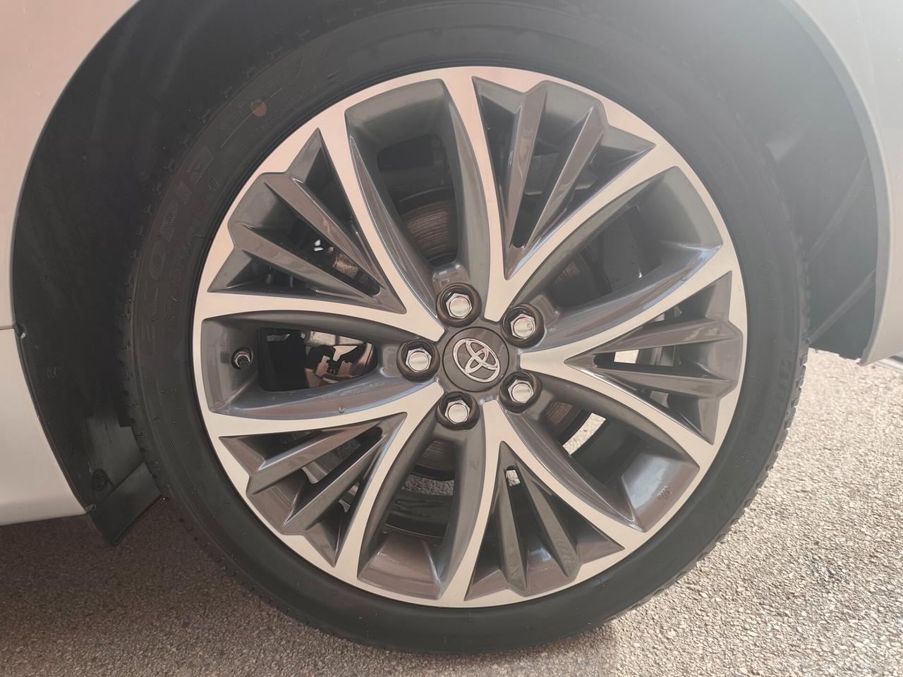 Toyota Yaris 1.5 130 Hybrid 5 porte Lounge