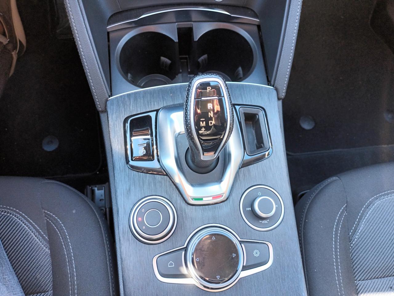 Alfa Romeo Stelvio TD AT8 Q4 F1*NAVI*CAMERA*OFFERTA*