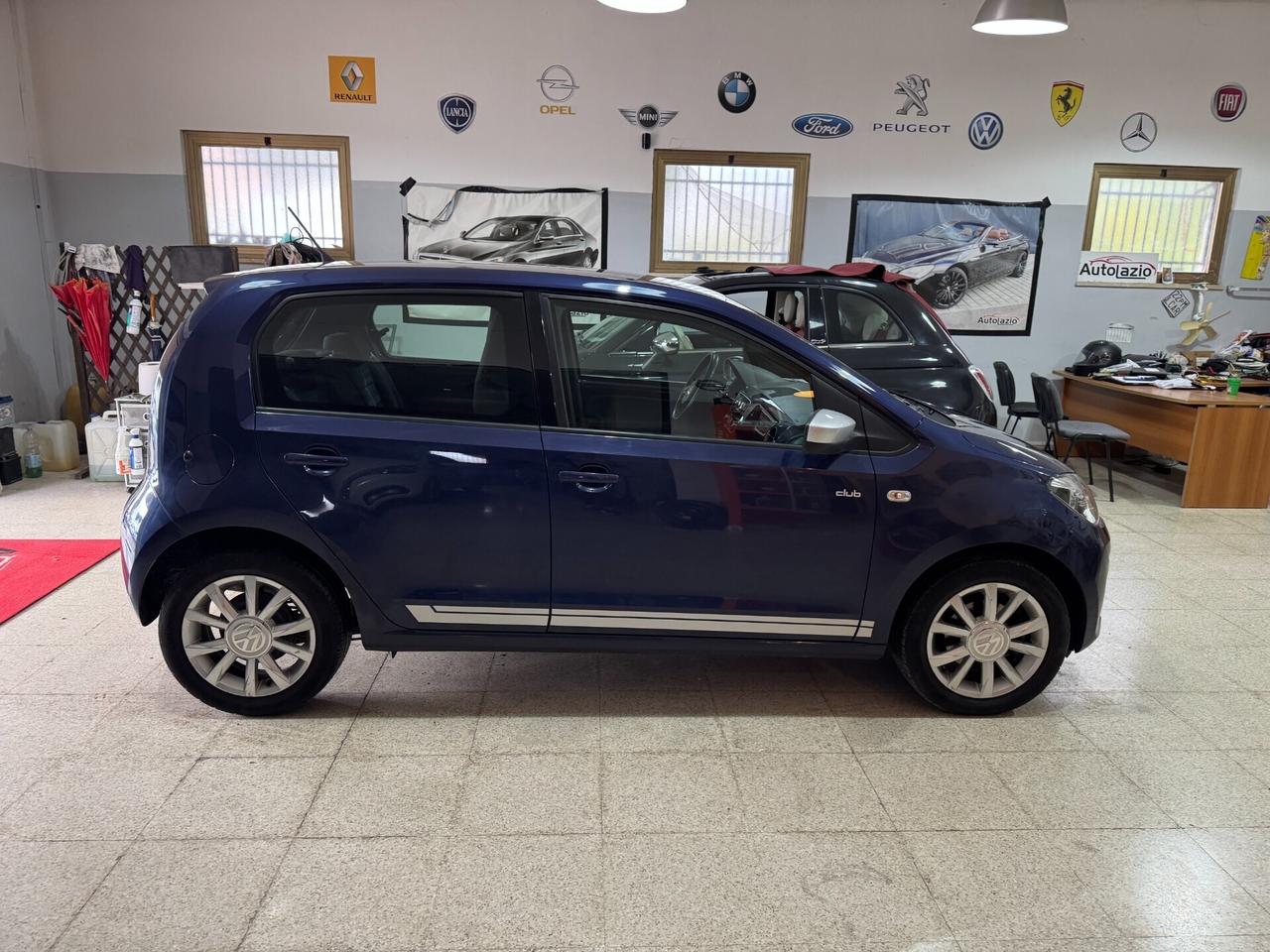 Volkswagen up! 1.0 5p. club 60 cv. OK NEOPATENTATI