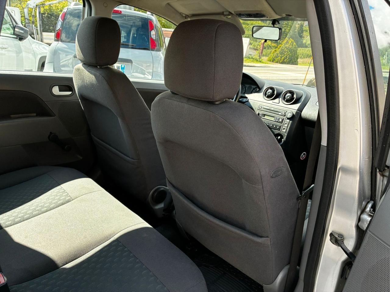 FORD FIESTA 1.2 BENZINA 75CV EURO 4 - NEOPATENTATI