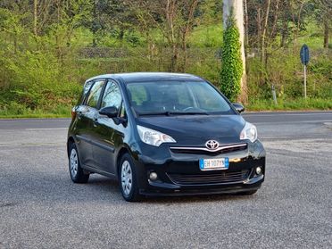 Toyota Verso-S 1.4D MT Active 2011 E5 Manuale